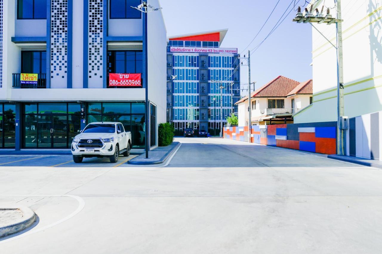 วัน บัดเจท เชียงราย สนามบิน One Budget Hotel Chiangrai Airport Exterior photo